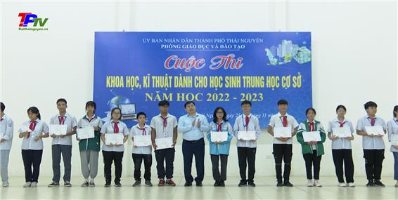38/55 Dự án tham gia Cuộc thi Khoa học, kỹ thuật dành cho học sinh THCS thành phố Thái Nguyên 2022 - 2023 đạt giải.