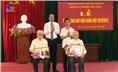 Đồng chí Bí thư Thành ủy Thái Nguyên trao tặng Huy hiệu Đảng cho đảng viên phường Tân Thịnh, Thịnh Đán.