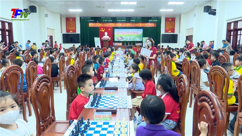 Giải vô địch cờ vua Thái Nguyên mở rộng tranh Cúp 