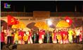 Nhà hát Ca Múa Nhạc dân gian Việt Bắc biểu diễn nghệ thuật phục vụ nhân dân xã Sơn Cẩm.