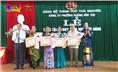Đảng bộ phường Hoàng Văn Thụ trao tặng Huy hiệu Đảng đợt mùng 2/9.