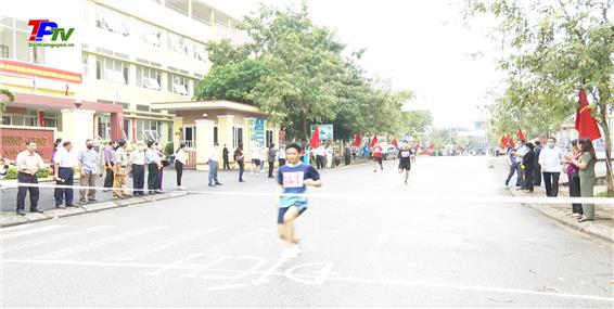 Phường Phan Đình Phùng khai mạc Đại hội Thể dục thể thao lần thứ VI