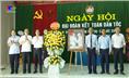 Đồng chí Chủ tịch UBND thành phố Thái Nguyên dự Ngày hội Đại đoàn kết toàn dân tộc xóm Cây Thị, xã Phúc Xuân.