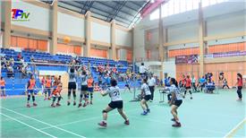 Cụm đoàn Trung tâm thành phố Thái Nguyên phối hợp tổ chức giao lưu bóng chuyền hơi nữ mở rộng.