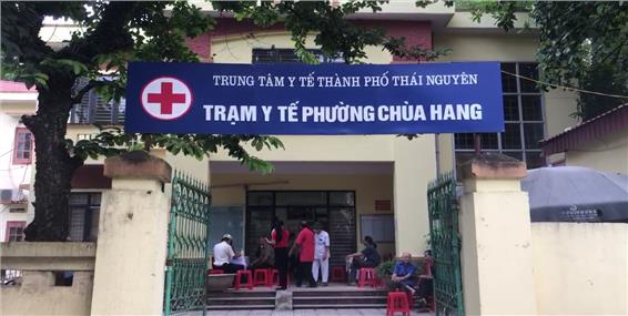 Tư vấn, khám bệnh và cấp phát thuốc miễn phí cho người có công, gia đình chính sách trên địa bàn phường Chùa Hang.