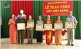 Đảng bộ phường Gia Sàng trao tặng Huy hiệu Đảng đợt mùng 2/9/2023.