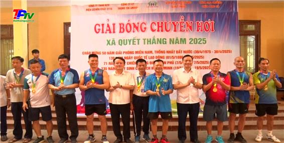 Khai mạc Giải Bóng chuyền hơi xã Quyết Thắng