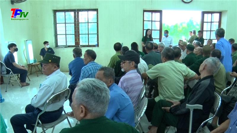 300 hội viên Hội nạn nhân chất độc da cam/dioxin được khám sức khoẻ miễn phí.