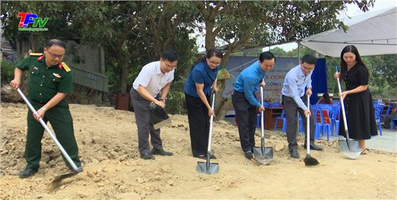 Khởi công xây dựng nhà Mái ấm công đoàn.