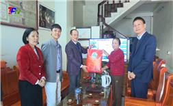 Lãnh đạo thành phố Thái Nguyên thăm, tặng quà Tết các gia đình chính sách, hộ nghèo.