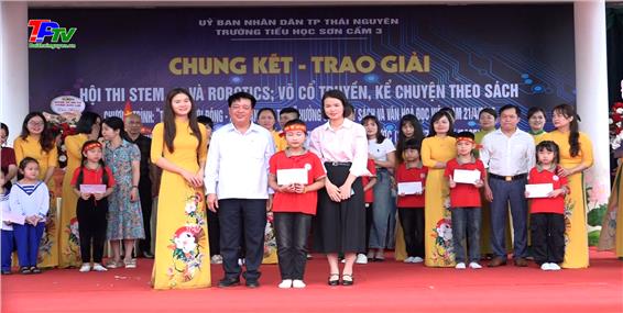 Trường Tiểu học Sơn Cẩm: Trao 38 giải ở các nội dung STEM, AI và ROBOTICS; Võ cổ truyền; Thi kể chuyện theo sách.