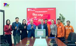 Đồng chí Phó Bí thư Thường trực Thành ủy Thái Nguyên thăm, động viên các đơn vị trực Tết Nguyên đán Ất Tỵ 2025.