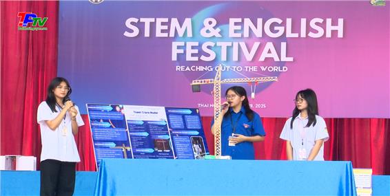 Ngày hội STEM và Tiếng Anh 2025