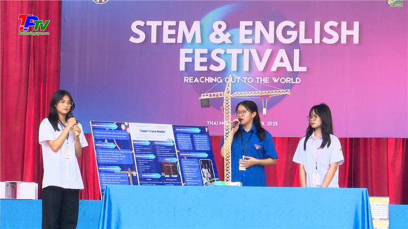 Ngày hội STEM và Tiếng Anh 2025