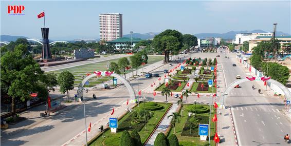 Tăng cường chỉnh trang đô thị chào mừng Đại hội đại biểu Đảng bộ phường Phan Đình Phùng lần thứ I, nhiệm kỳ 2025 - 2030.