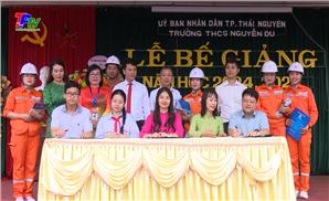 Tuyên truyền bảo vệ hành lang an toàn lưới điện cao áp, an toàn điện trong trường học và Nhân dân.