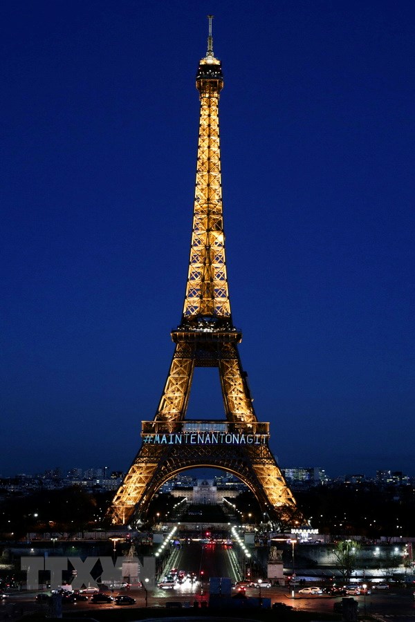 Ảnh Tháp Eiffel Của Pháp Đẹp Lộng Lẫy Hùng Vĩ Nhất