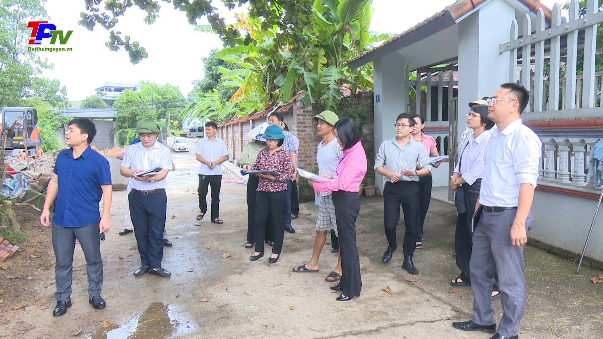 Khảo sát kết quả công tác chuyển đổi mục đích sử dụng đất từ các loại đất khác sang đất phi nông nghiệp.