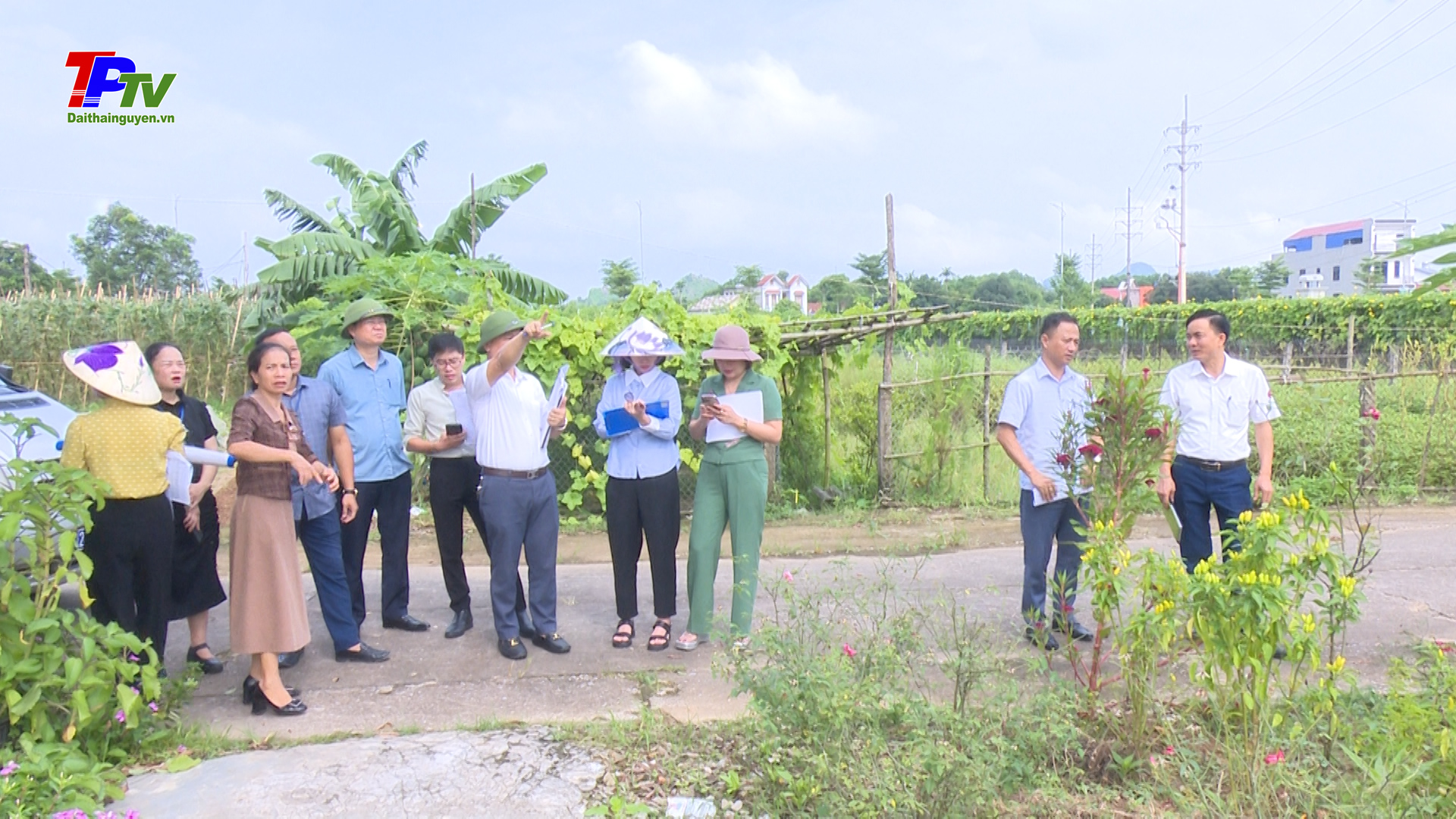 Khảo sát kết quả công tác chuyển đổi mục đích sử dụng đất từ các loại đất khác sang đất phi nông nghiệp.