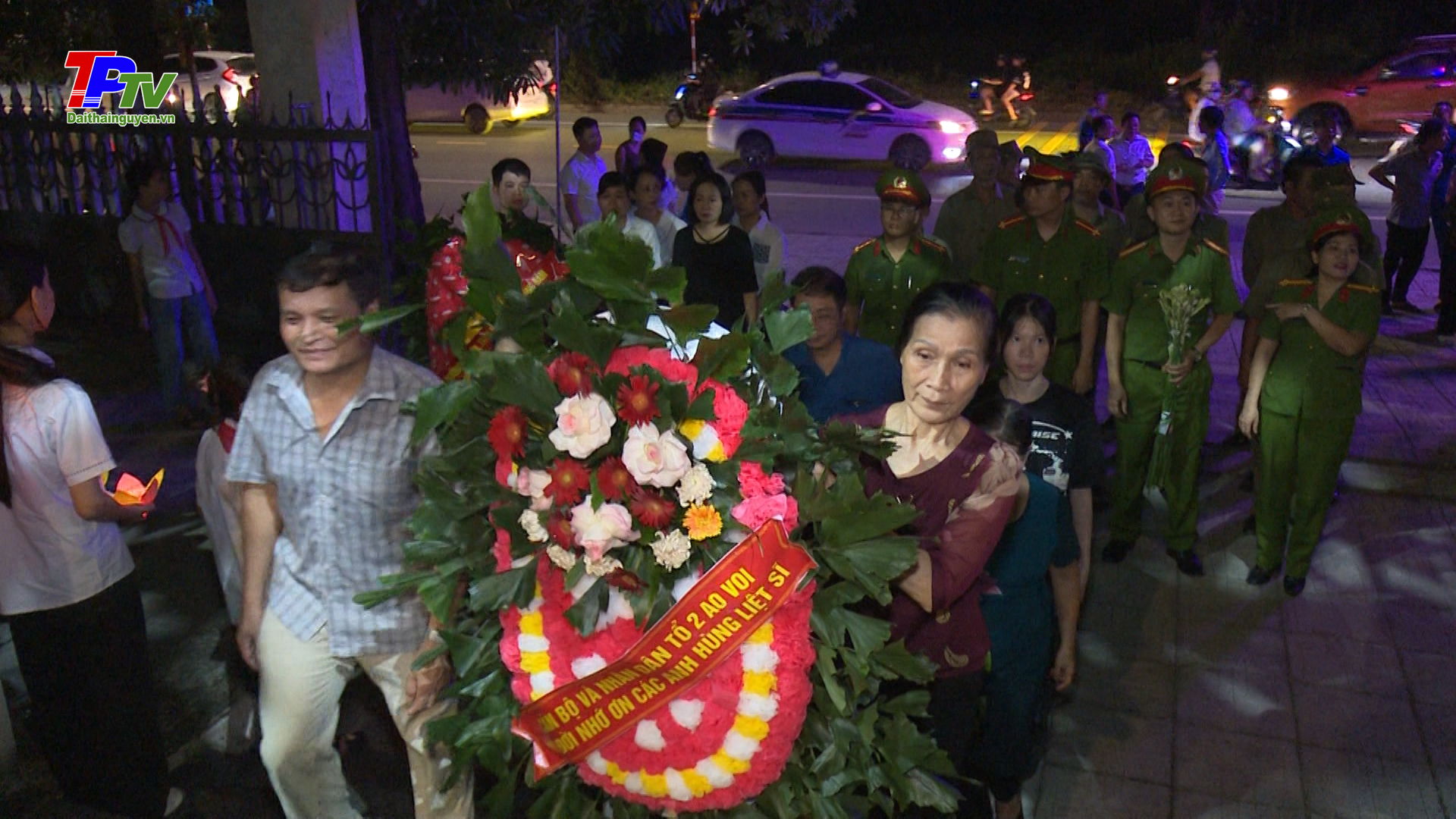 Phường Đồng Bẩm tổ chức thắp nến tri ân các Anh hùng Liệt sỹ