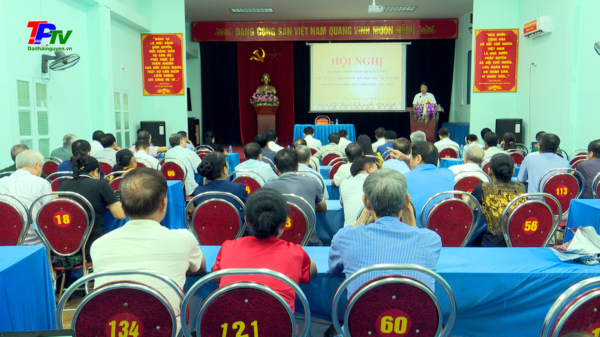 Đồng chí Phó Chủ tịch UBND tỉnh tiếp xúc cử tri phường Trung Thành.