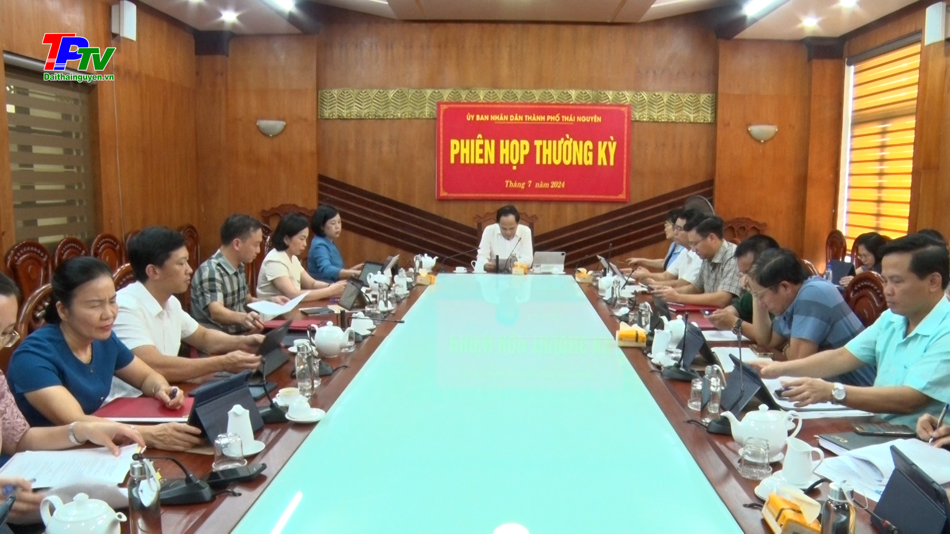 UBND thành phố Thái Nguyên họp phiên thường kỳ tháng 7.