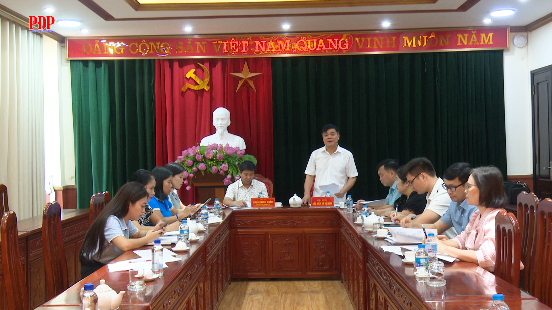 Phường Phan Đình Phùng: Tỷ lệ bao phủ bảo hiểm y tế đạt 93,5%.