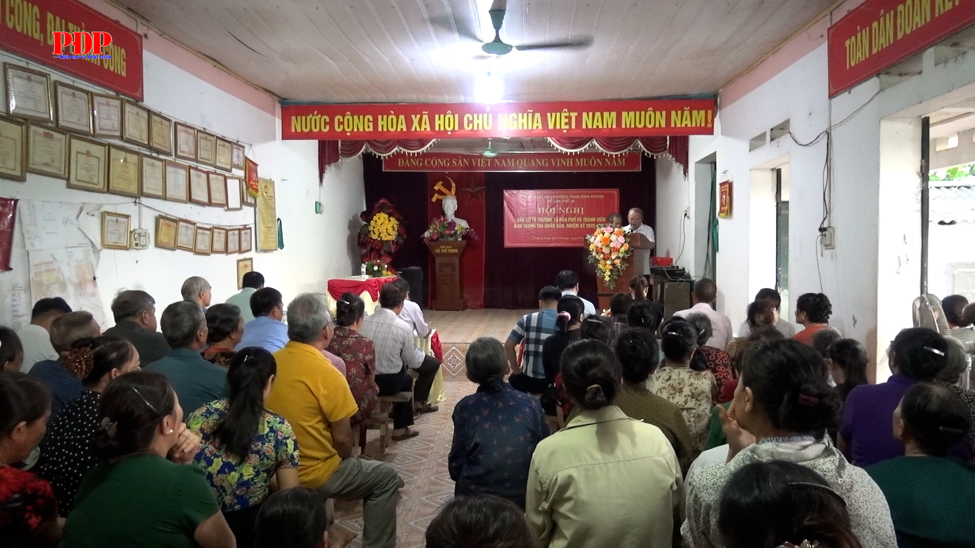 Tổ dân phố 40, phường Phan Đình Phùng bầu cử Tổ trưởng Tổ dân phố, nhiệm kỳ 2025 - 2027.
