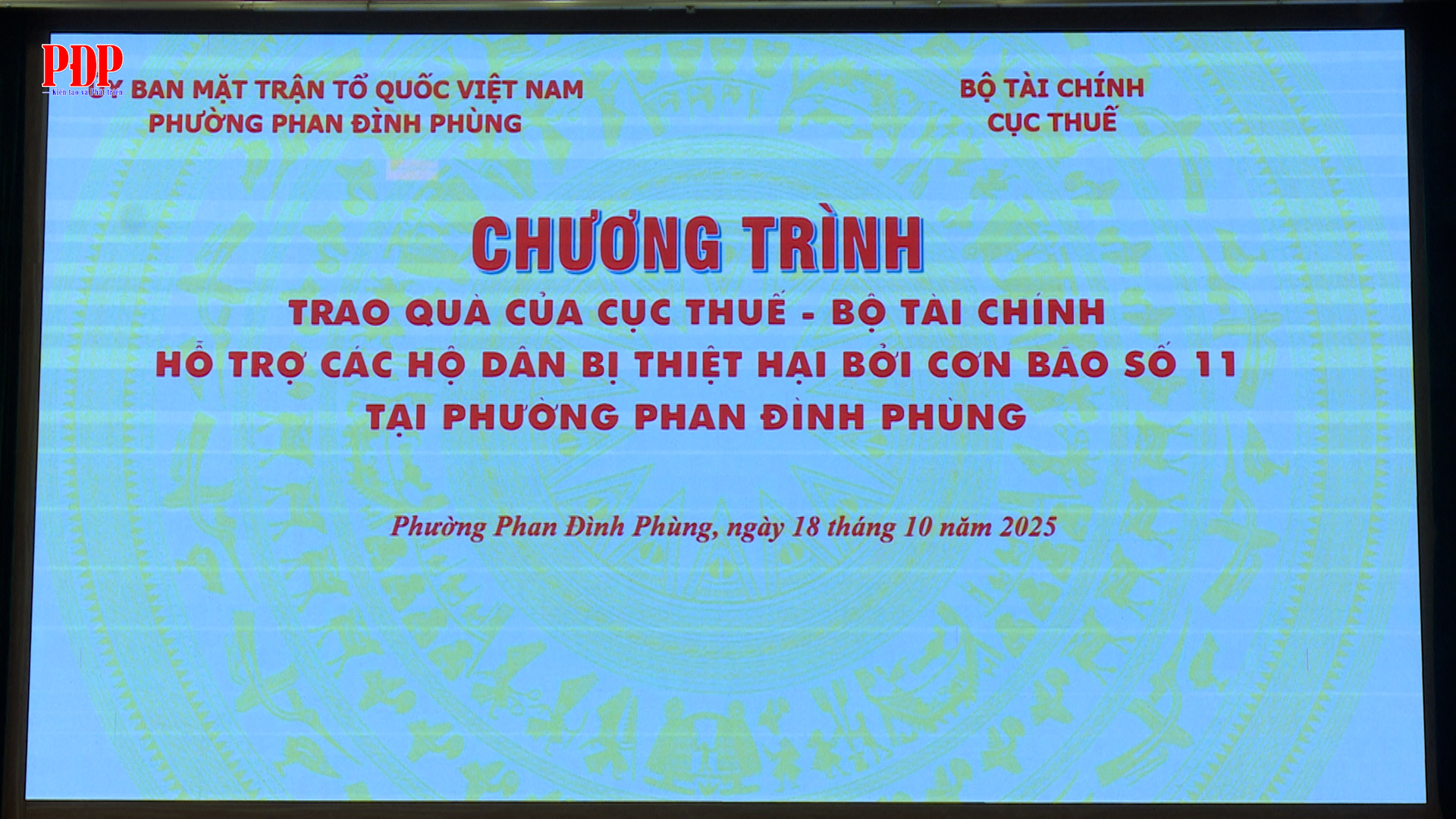 Cục thuế Bộ Tài chính  hỗ trợ 100 hộ gia đình chính sách, hộ có hoàn khó khăn của phường Phan Đình Phùng 