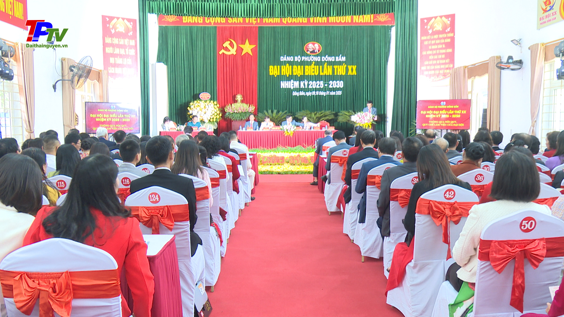 Phiên thứ nhất Đại hội đại biểu Đảng bộ phường Đồng Bẩm lần thứ XX, nhiệm kỳ 2025 - 2030.