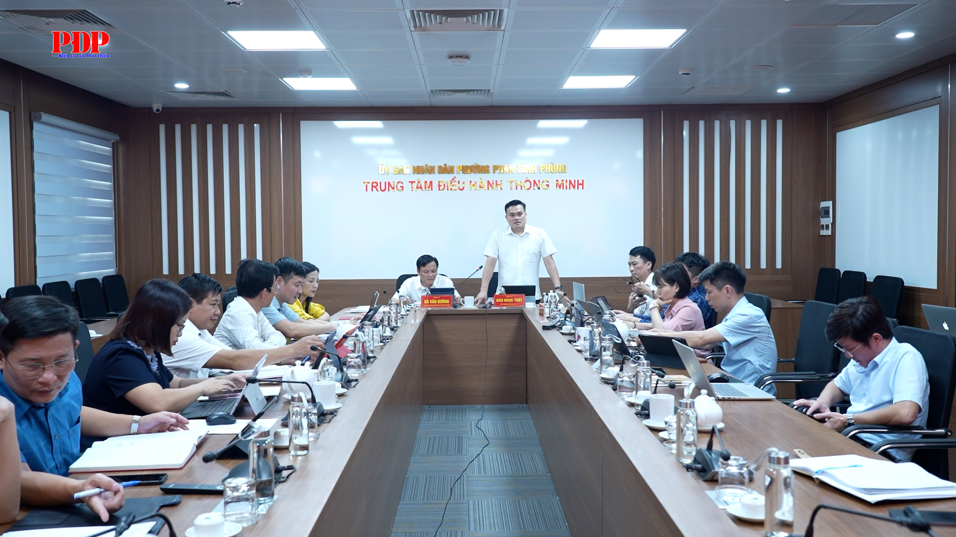 Đoàn kiểm tra của tỉnh ủy kiểm tra tình hình thực hiện Nghị quyết số 57 và chuyển đổi số tại phường Phan Đình Phùng.