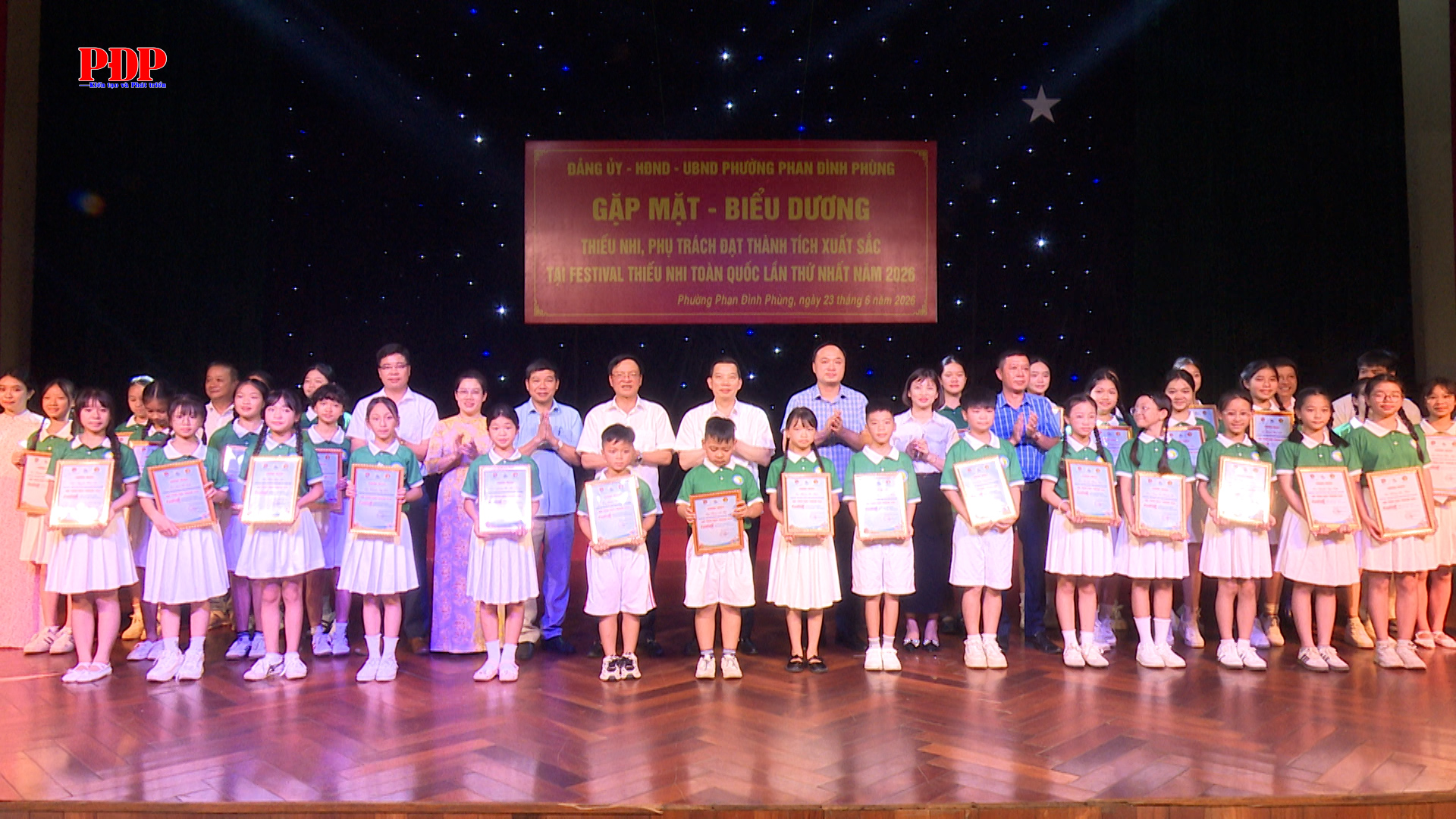 Gặp mặt, biểu dương Thiếu nhi, Phụ trách đạt thành tích xuất sắc tại Festival Thiếu nhi toàn quốc lần thứ Nhất năm 2026