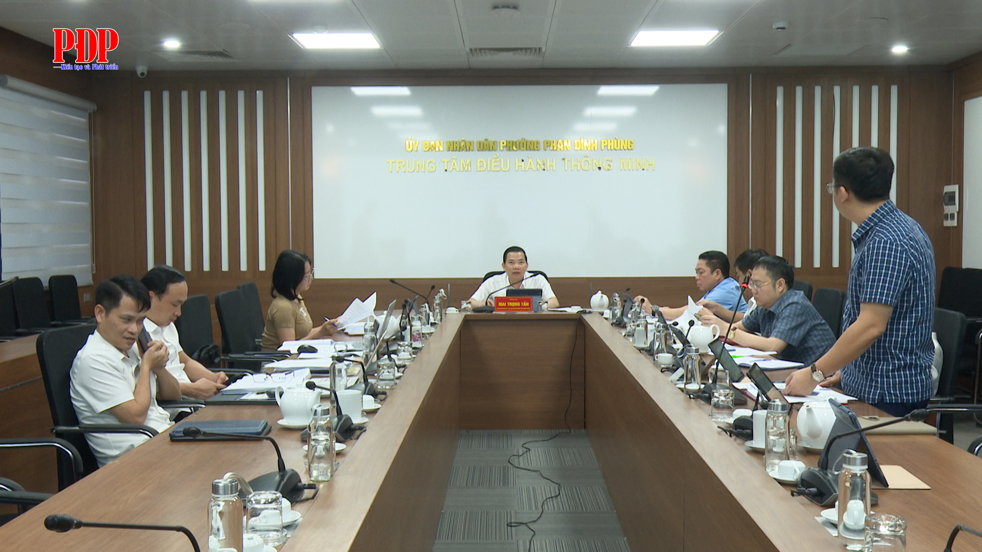 Phường Phan Đình Phùng giao ban Chủ tịch, các Phó Chủ tịch UBND phường.