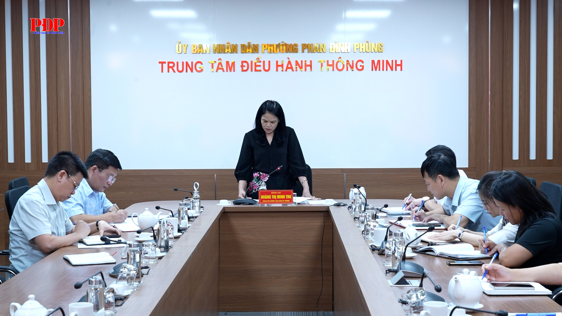 Giao ban Tổ công tác thực hiện công tác dân vận trong GPMB thực hiện các dự án trên địa bàn.