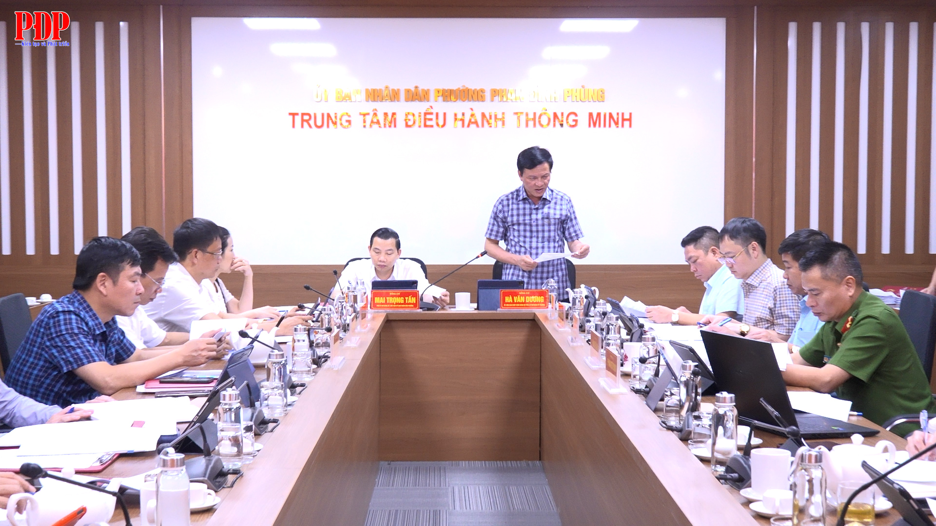 Hội nghị Giao ban thường trực, Hội nghị BTV Đảng uỷ; BCH Đảng bộ phường Phan Đình Phùng: Cho ý kiến vào nhiều nội dung quan trọng