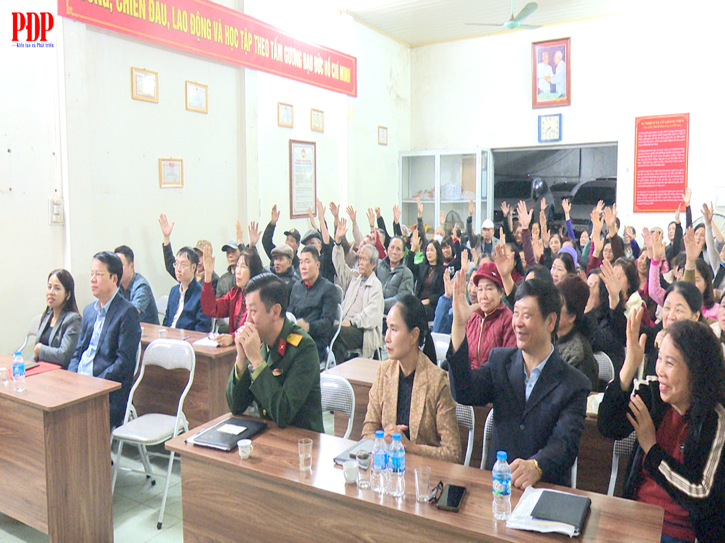 Hội nghị lấy ý kiến nhận xét và tín nhiệm của cử tri nơi cư trú đối với người ứng cử đại biểu HĐND các cấp nhiệm kỳ 2026 - 2031.