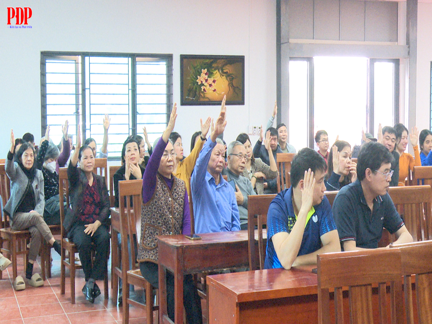 Hội nghị lấy ý kiện nhận xét và tín nhiệm của cử tri nơi cư trú đối với những người ứng cử đại biểu HĐND các cấp nhiệm kỳ 2026 - 2031