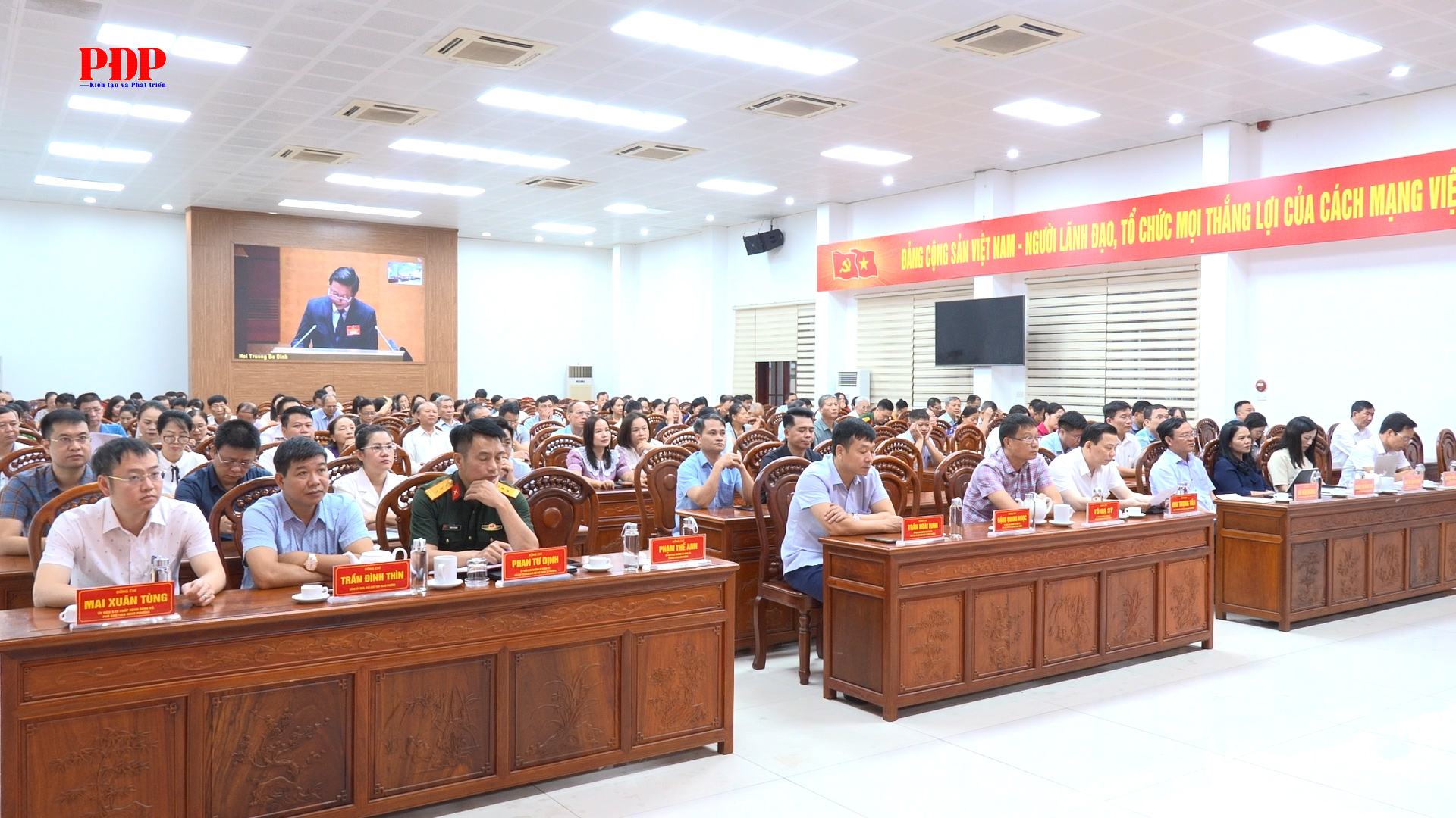Hội nghị toàn quốc nghiên cứu, học tập, quán triệt và triển khai thực hiện Nghị quyết Hội nghị lần thứ ba Ban chấp hành Trung ương Đảng khóa XIV