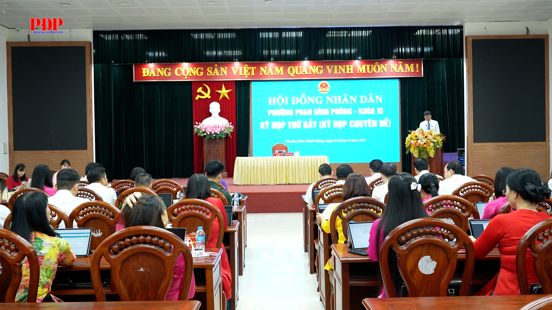 Kỳ họp thứ bảy (Kỳ họp chuyên đề) HĐND phường Phan Đình Phùng khóa XI.