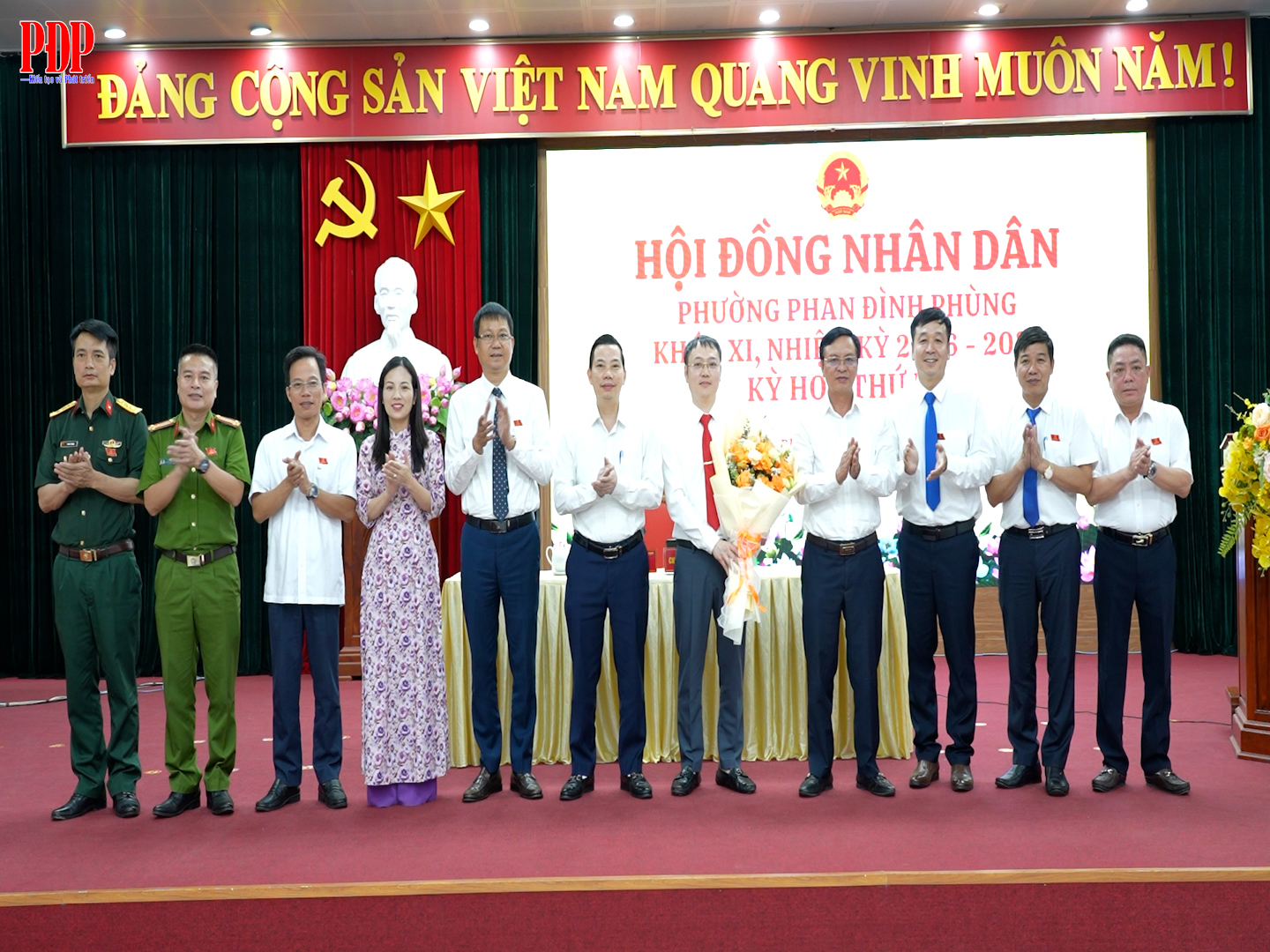 Kỳ họp thứ ba (Kỳ họp chuyên đề) HĐND phường Phan Đình Phùng khoá XI