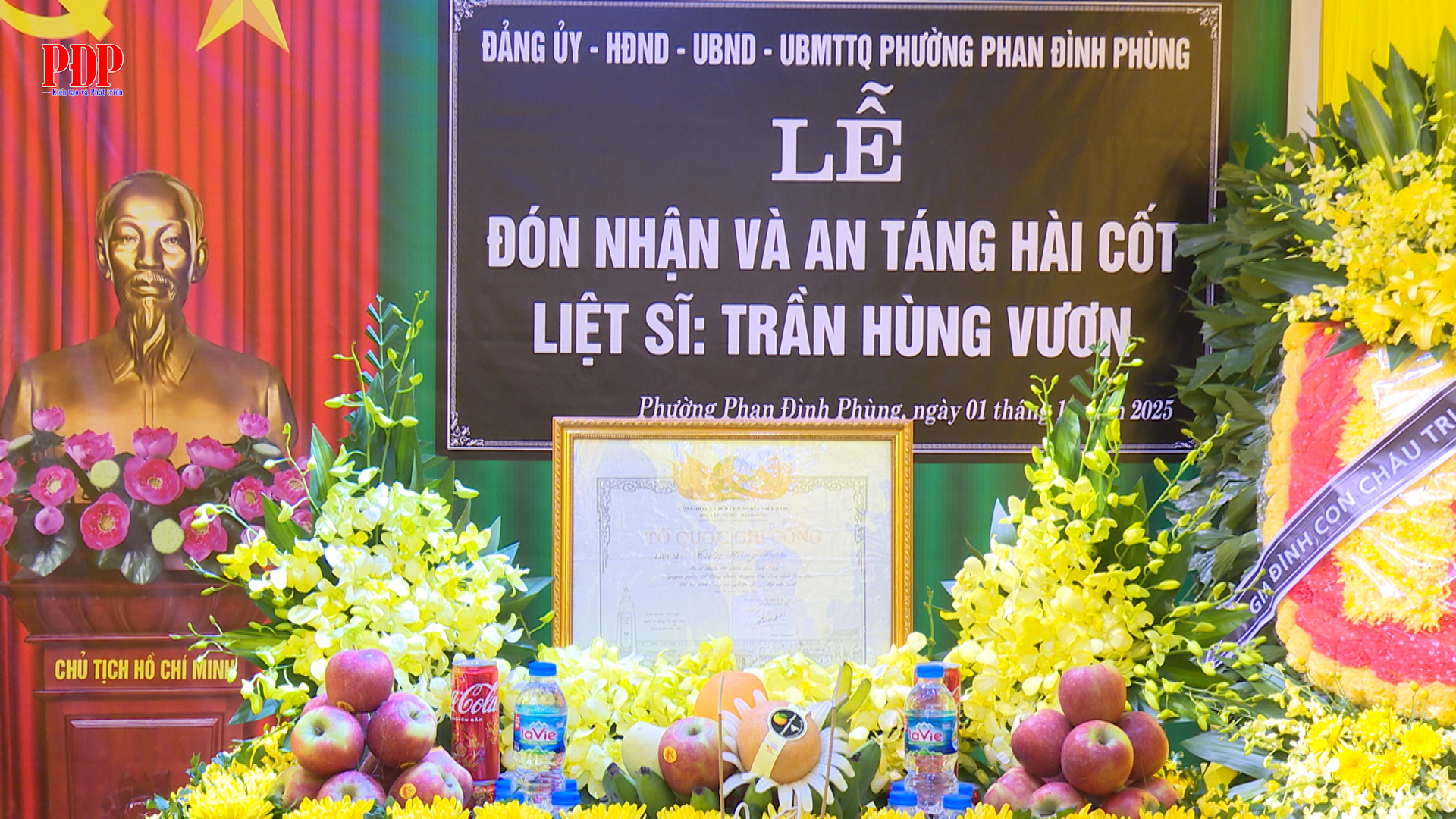 Lễ đón nhận và an táng hài cốt liệt sỹ Trần Hùng Vươn