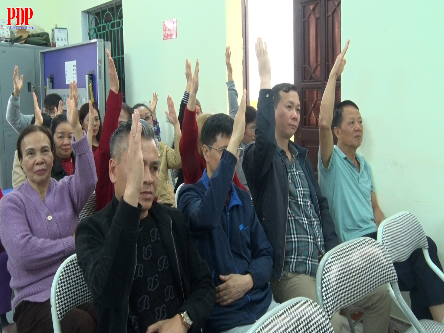 Lấy ý kiến cử tri nơi cư trú đối với người ứng cử đại biểu HĐND các cấp, nhiệm kỳ 2026 - 2031.