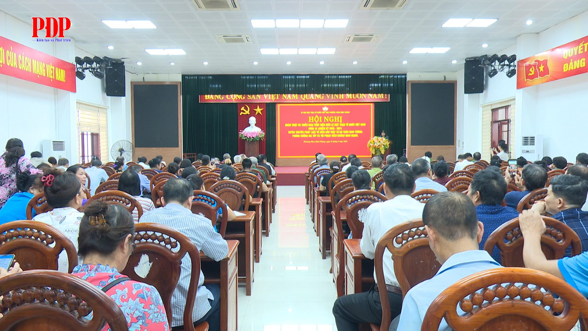 Nâng cao vai trò Mặt trận, tăng cường ý thức chấp hành pháp luật trong nhân dân.