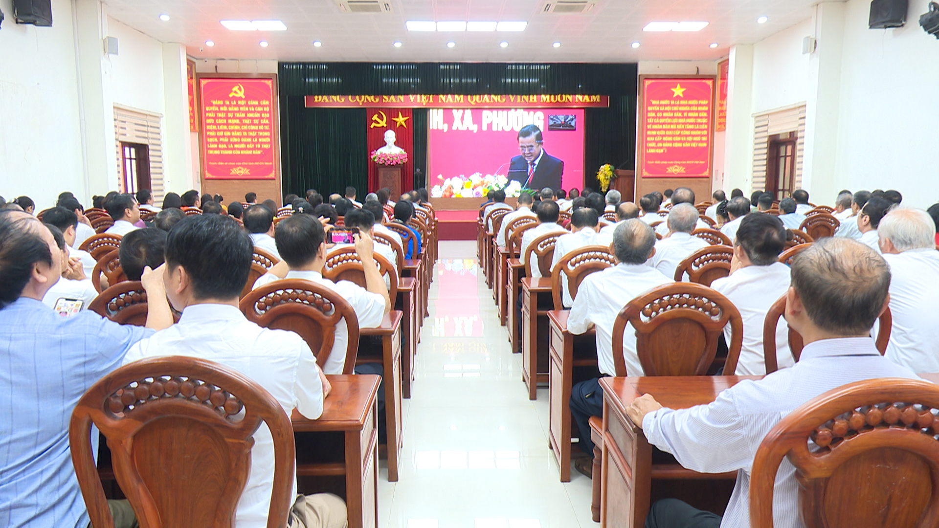 Lễ công bố Nghị quyết, Quyết định về sáp nhập, thành lập đơn vị hành chính cấp tỉnh, cấp xã tỉnh Thái Nguyên.