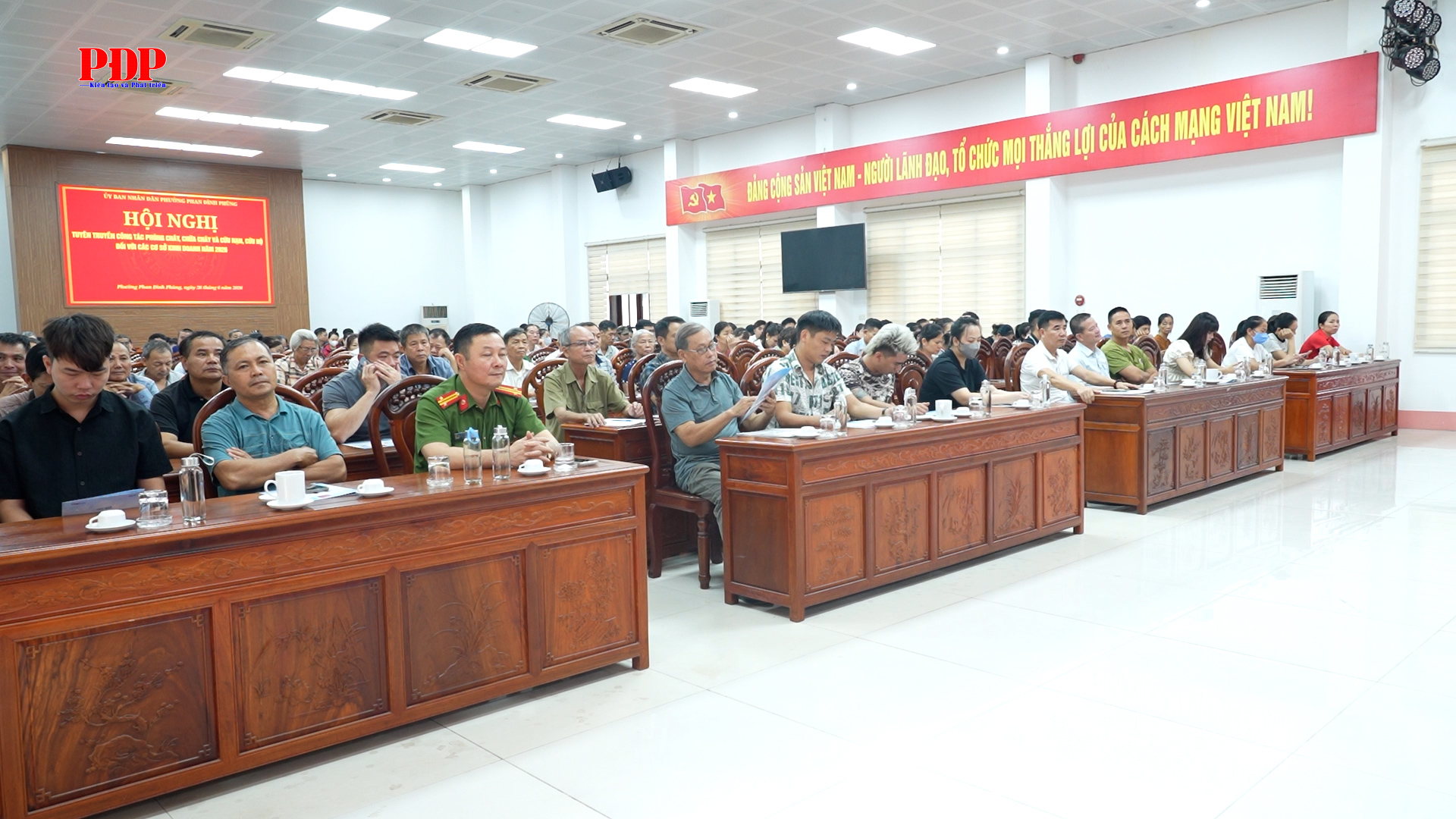 Phường Phan Đình Phùng tổ chức hội nghị phát động phong trào toàn dân bảo vệ an ninh tổ quốc, tuyên truyền Tháng hành động phòng chống ma túy và xây dựng phường không ma túy