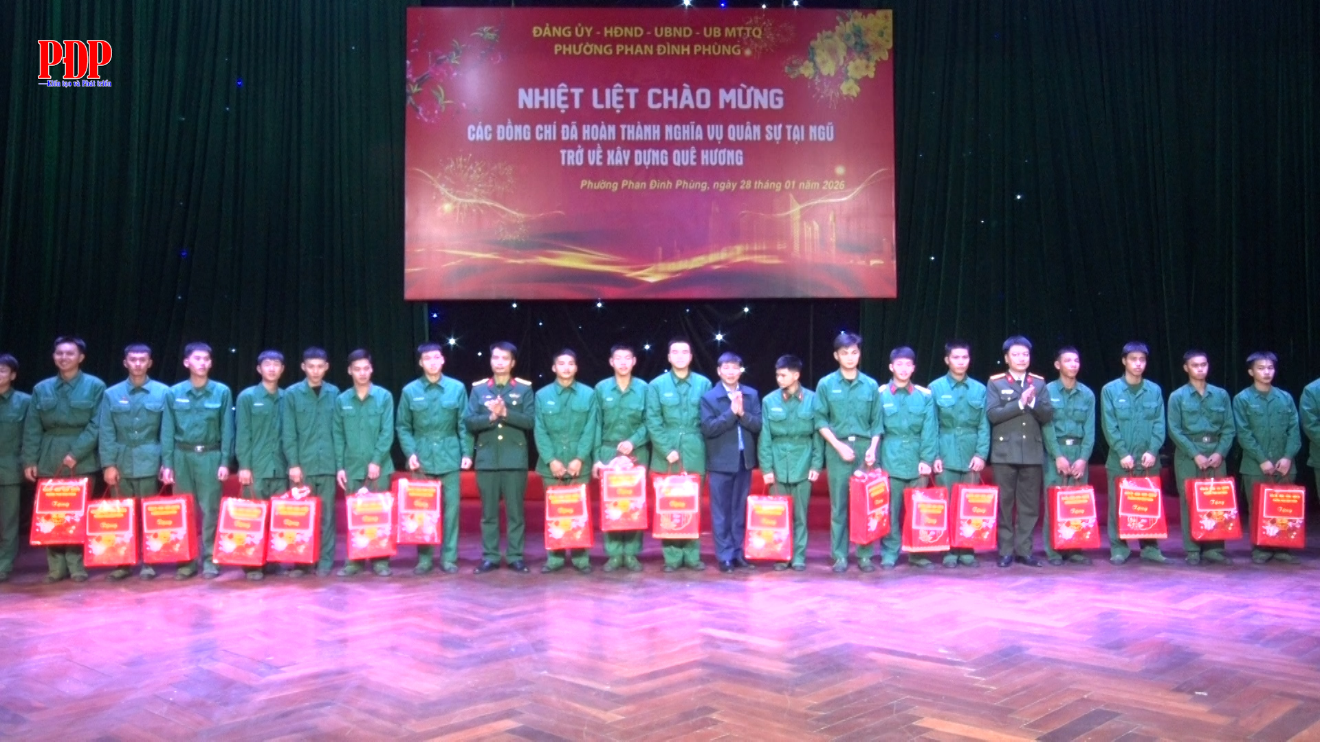 Phường Phan Đình Phùng đón nhận 23 quân nhân hoàn thành nghĩa vụ quân sự tại ngũ trở về xây dựng quê hương