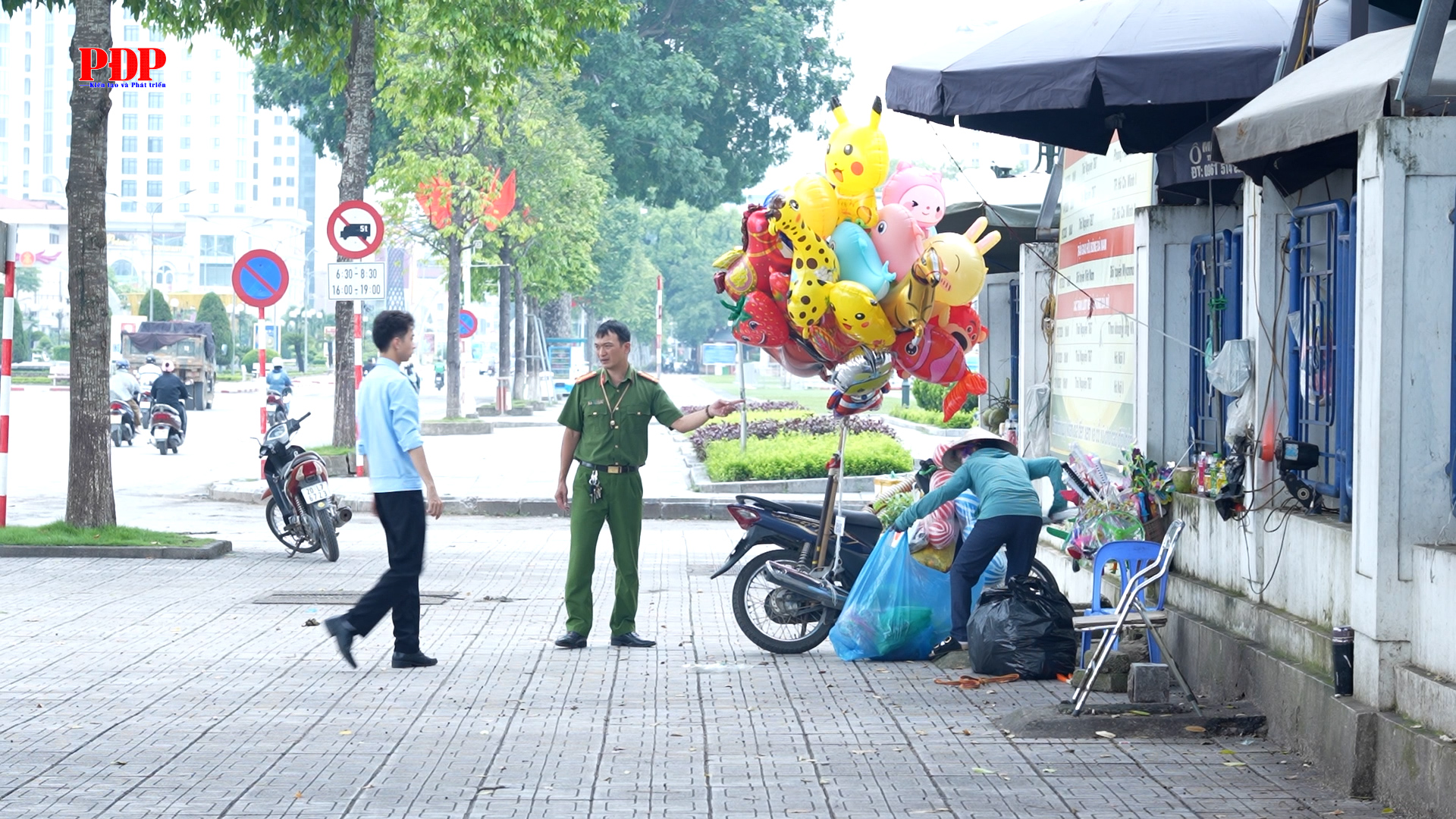 Tiếp tục tuyên truyền, nhắc nhở chấp hành quy định về trật tự đô thị