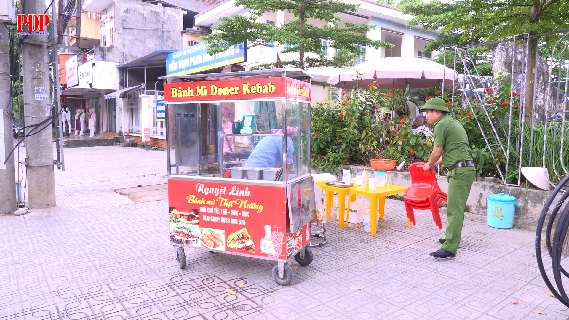 Phường Phan Đình Phùng: Tăng cường kiểm tra, xử lý trật tự mỹ quan đô thị trên địa bàn