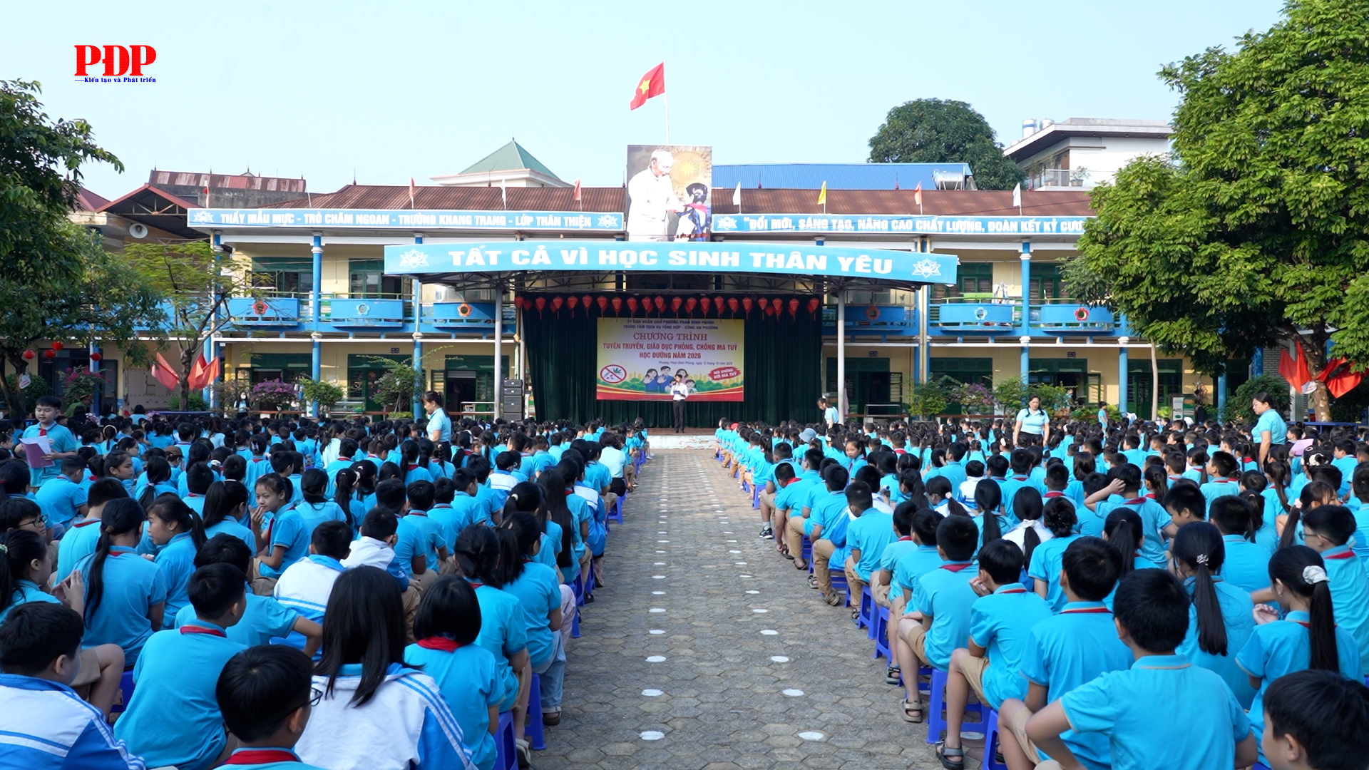Tuyên truyền phòng chống ma túy cho học sinh trường Tiểu học Đội Cấn.