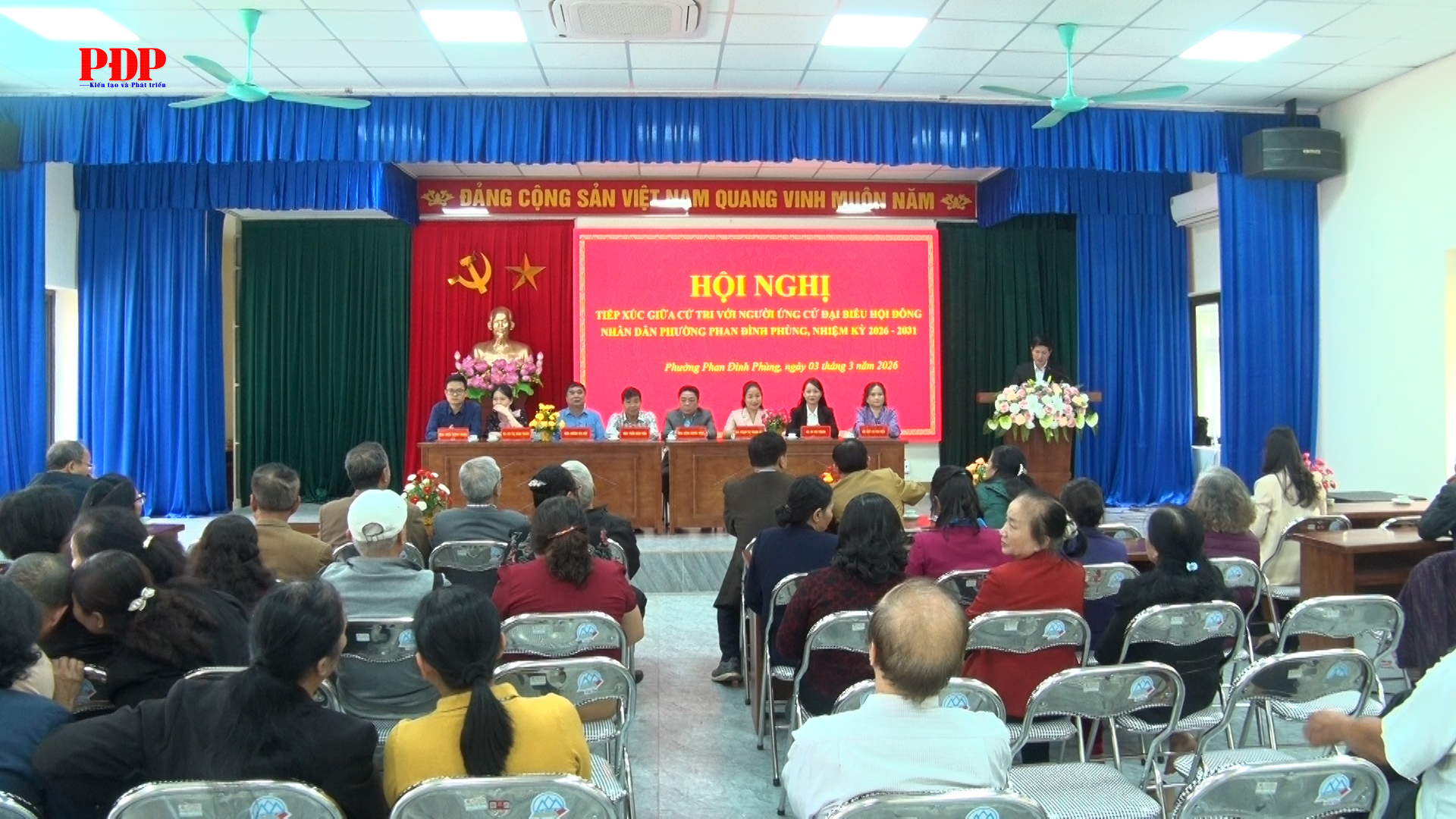 Những người ứng cử đại biểu HĐND phường Phan Đình Phùng nhiệm kỳ 2026 - 2031 tại đơn vị bầu cử số 1 tiếp xúc cử tri các tổ dân phố 15,16,17,18.